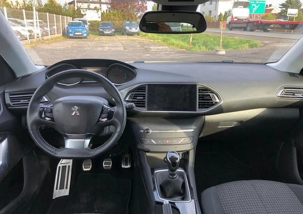 Peugeot 308 cena 34900 przebieg: 71000, rok produkcji 2019 z Kleczew małe 92